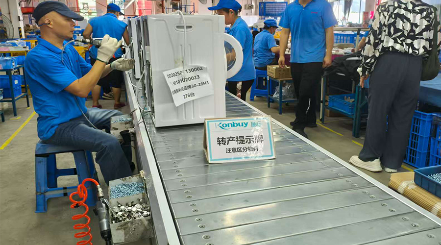 首檢把關(guān)，生產(chǎn)過程的質(zhì)量環(huán)節(jié)