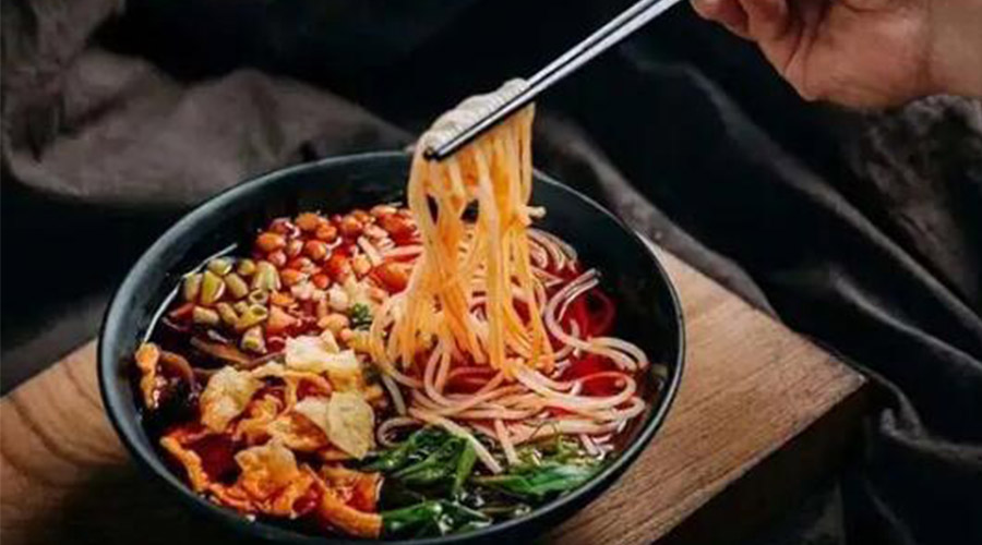 吃螺螄粉衣服上有味道如何快速解決！滾筒衣服烘干機(jī)有辦法