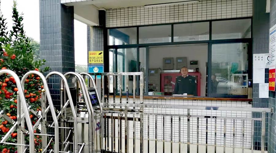 擔(dān)當(dāng)與責(zé)任！金環(huán)電器保安春節(jié)堅(jiān)守崗位